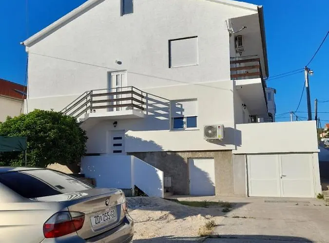 Apartment Mario