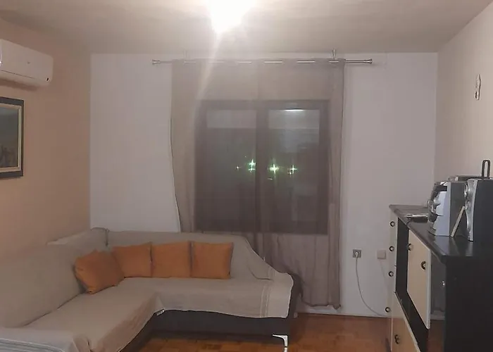 Apartment Mario