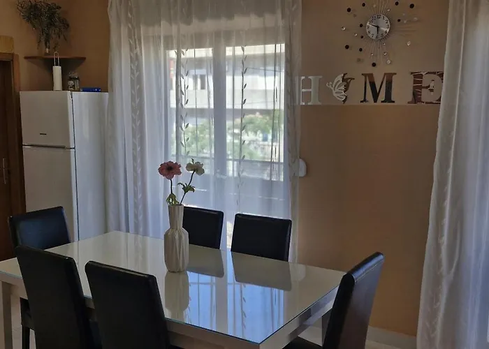 Apartment Mario