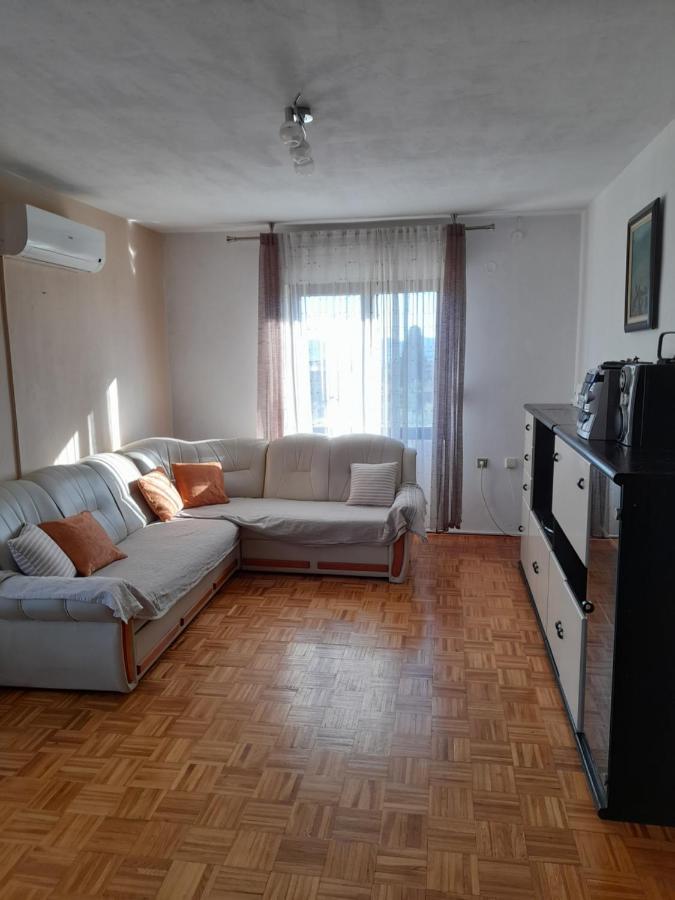 Apartment Mario *
